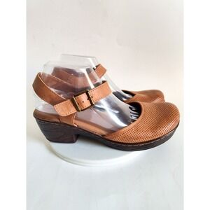 Born Mary Janes Size 10 Block Heel Platform Tan Leather Retro Preppy Comfort Y2K